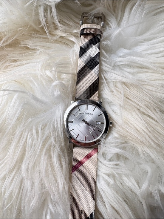 Burberry Accessories - Burberry the city Beige nova Check Stainless Steel Watch